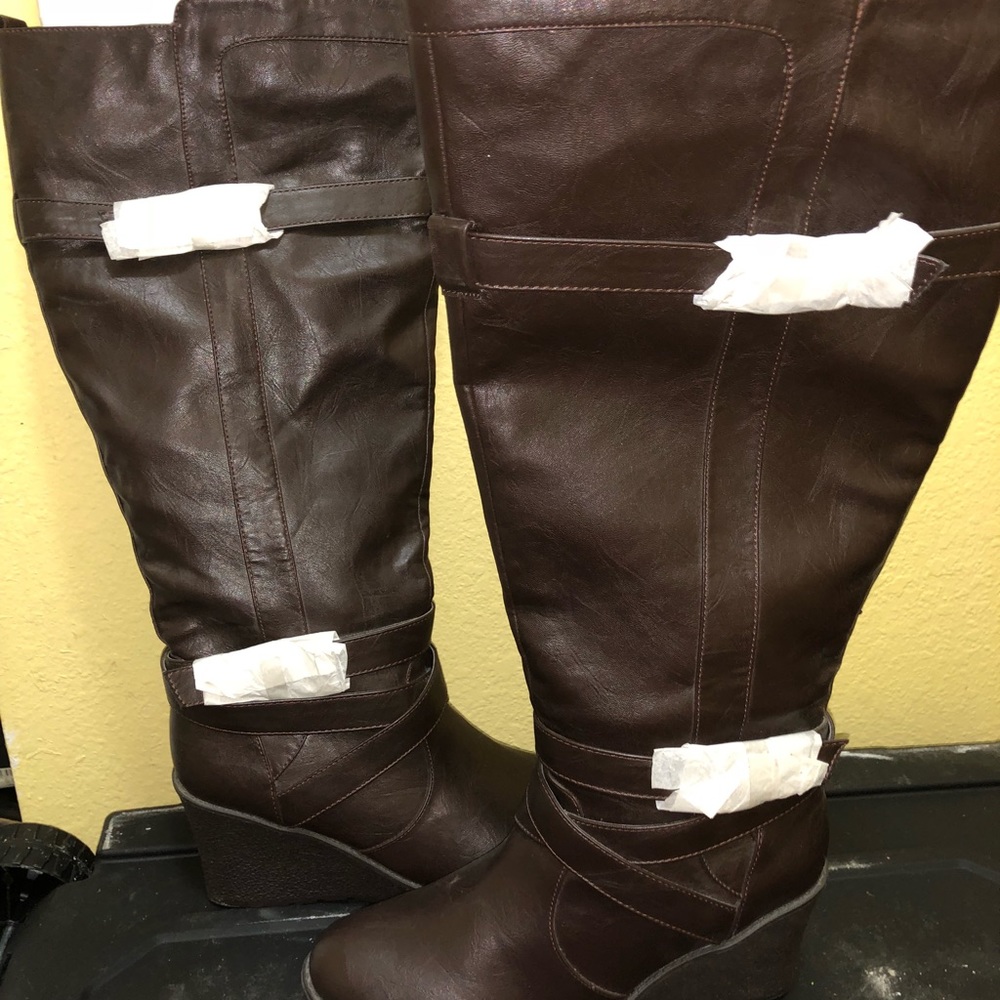 Lane Braynt wedge Boots